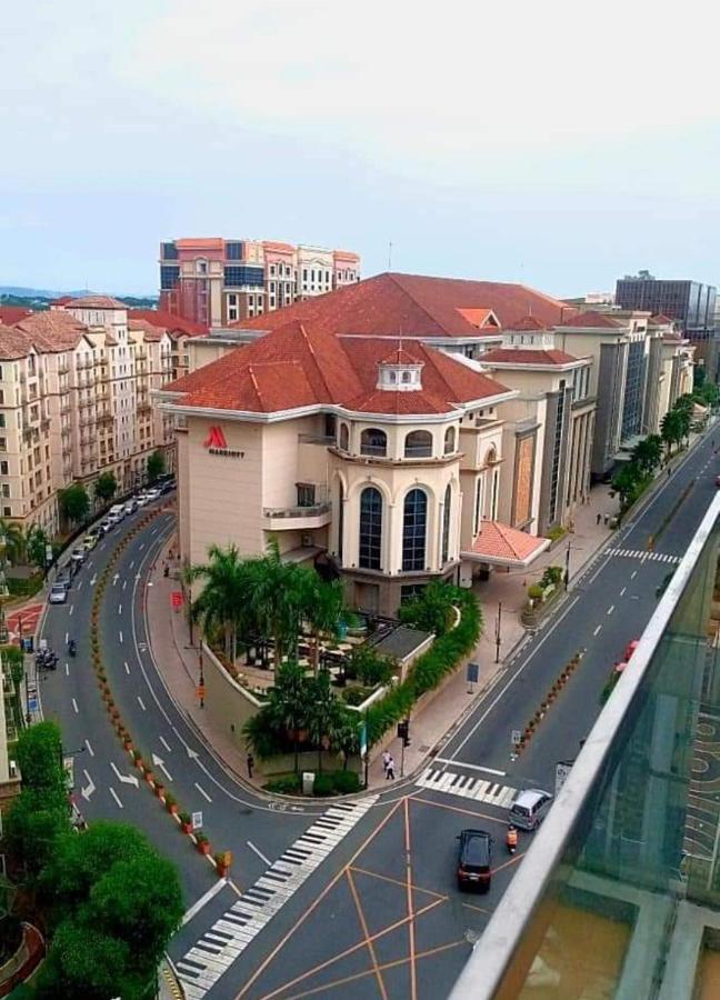 The Palm Tree Condotel Manila Airport المظهر الخارجي الصورة